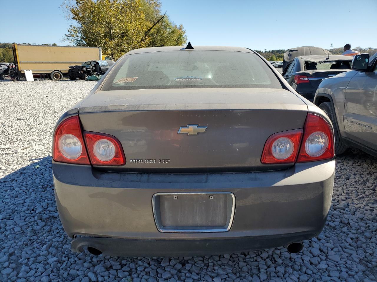 1G1ZG5E77CF105473 2012 Chevrolet Malibu Ltz