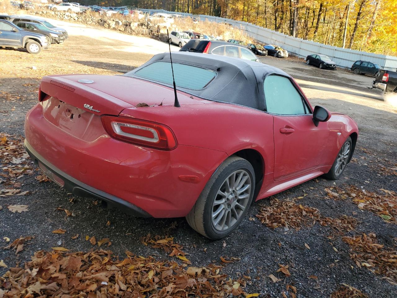 2017 Fiat 124 Spider - Image 3