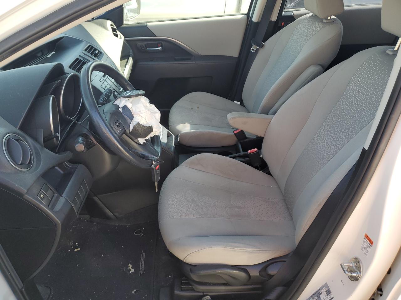 2012 Mazda 5 - Image 7