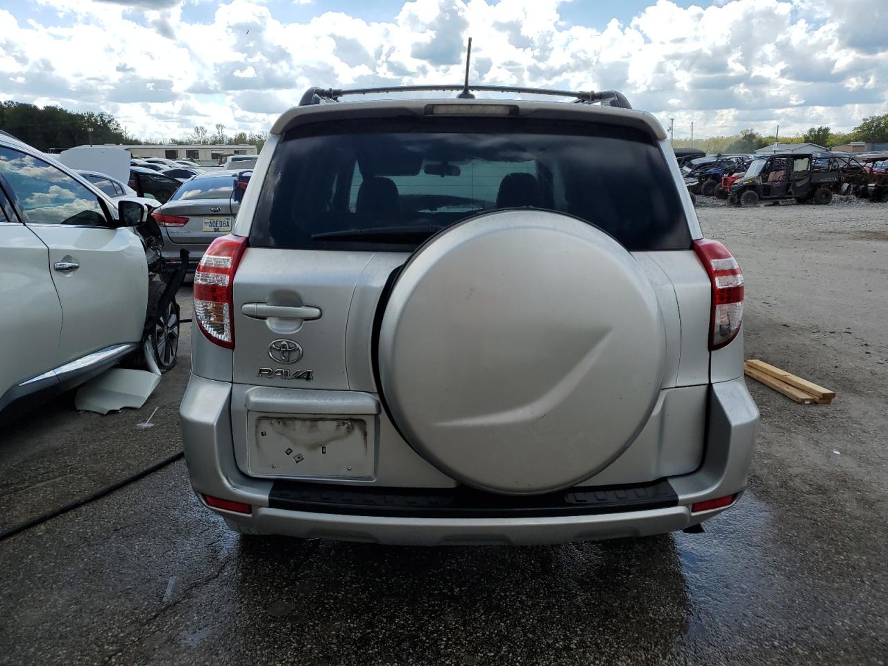 JTMZF4DV3B5040193 2011 Toyota Rav4