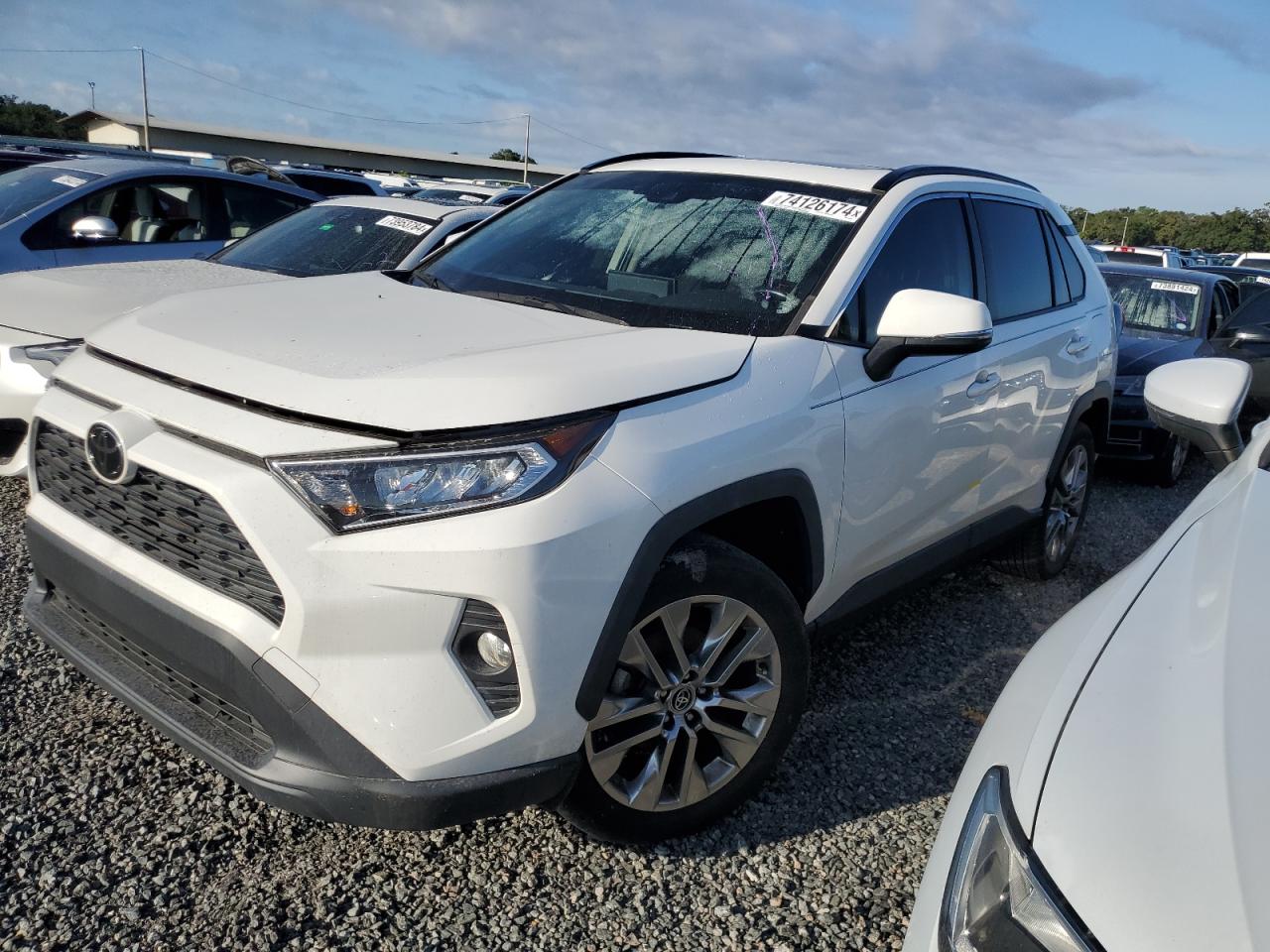 2020 Toyota RAV 4 - Image 1
