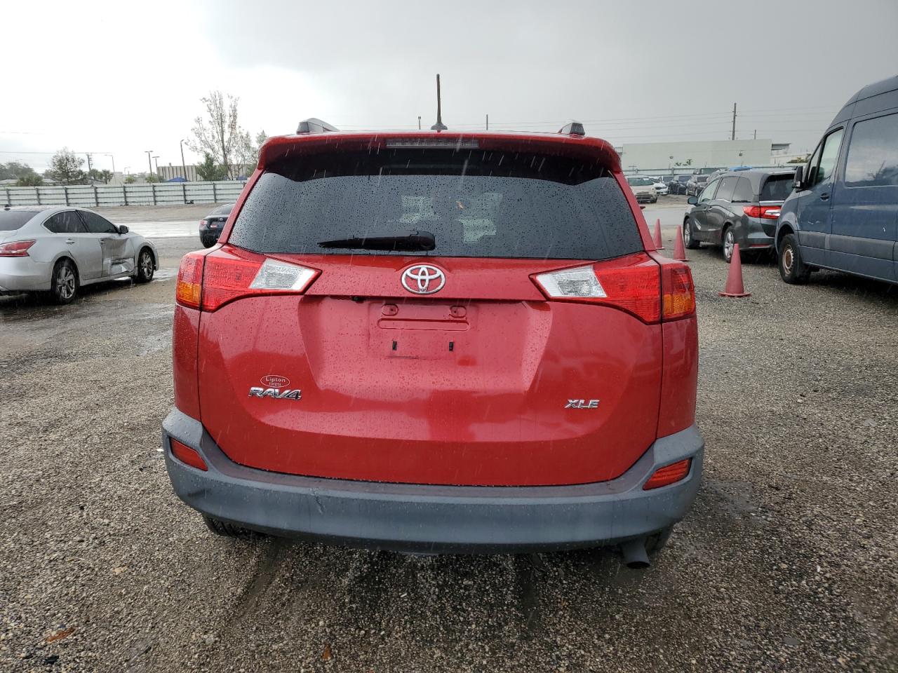 2015 Toyota RAV 4 - Image 6