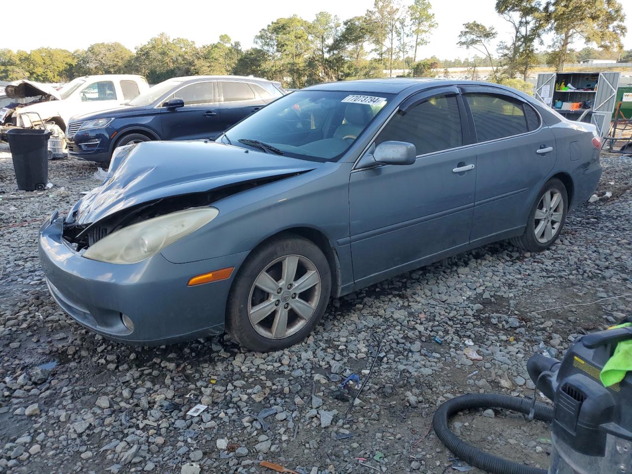 2005 Lexus ES - Image 1