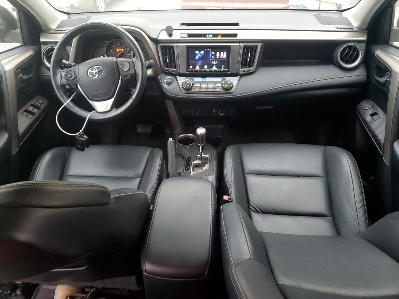 2014 Toyota RAV 4 - Image 8