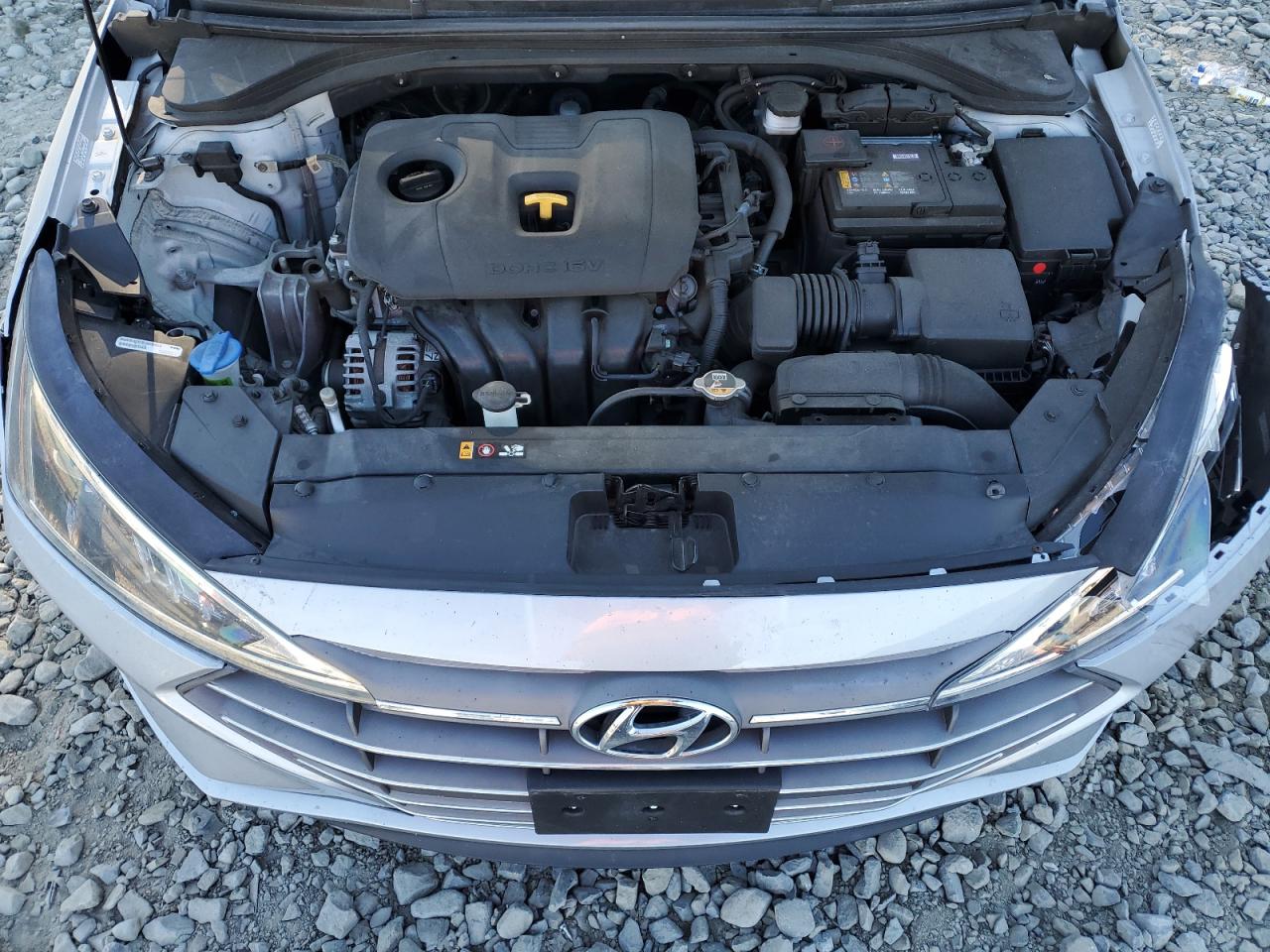 2020 Hyundai Elantra - Image 12