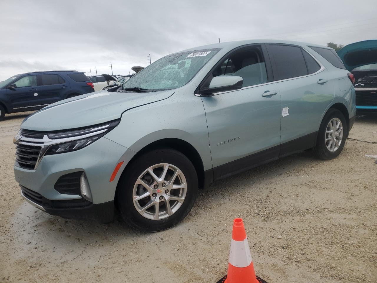 2GNAXKEV4N6140607 2022 CHEVROLET EQUINOX - Image 1