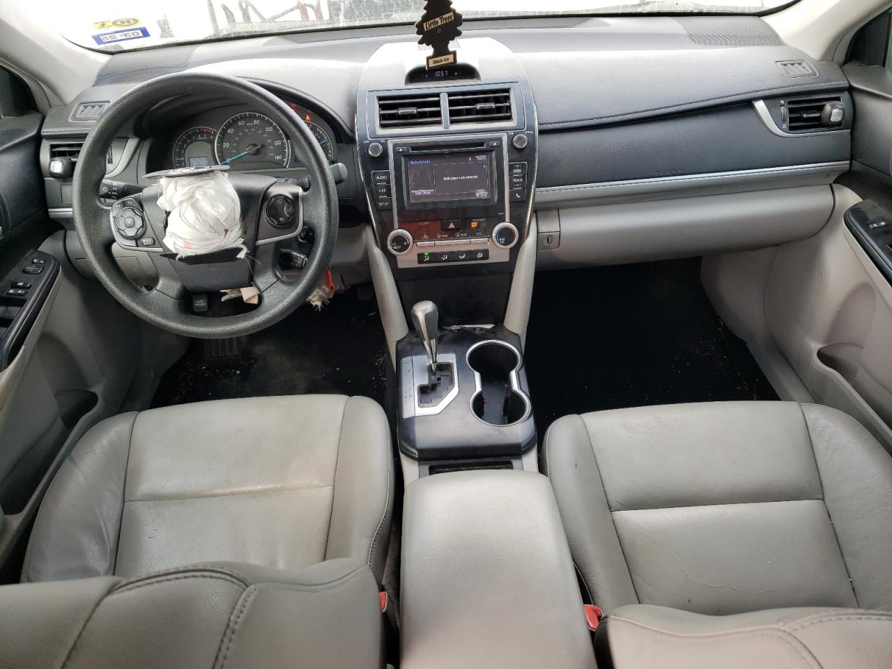 2014 Toyota Camry - Image 8