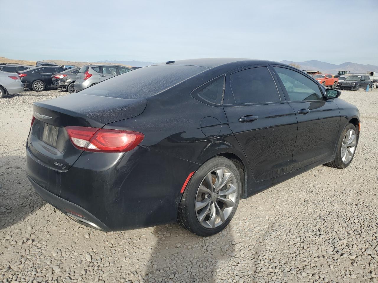 VIN 1C3CCCDG2FN540611 2015 CHRYSLER 200 no.3