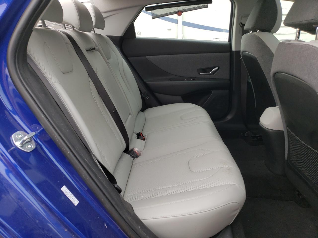 2023 Hyundai Elantra - Image 10