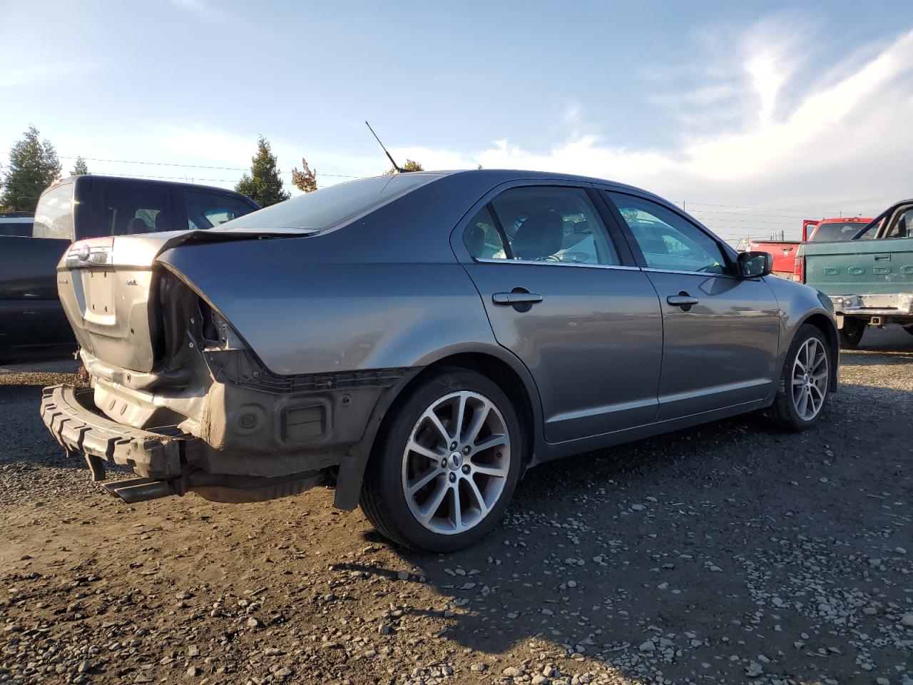 2010 Ford Fusion - Image 3