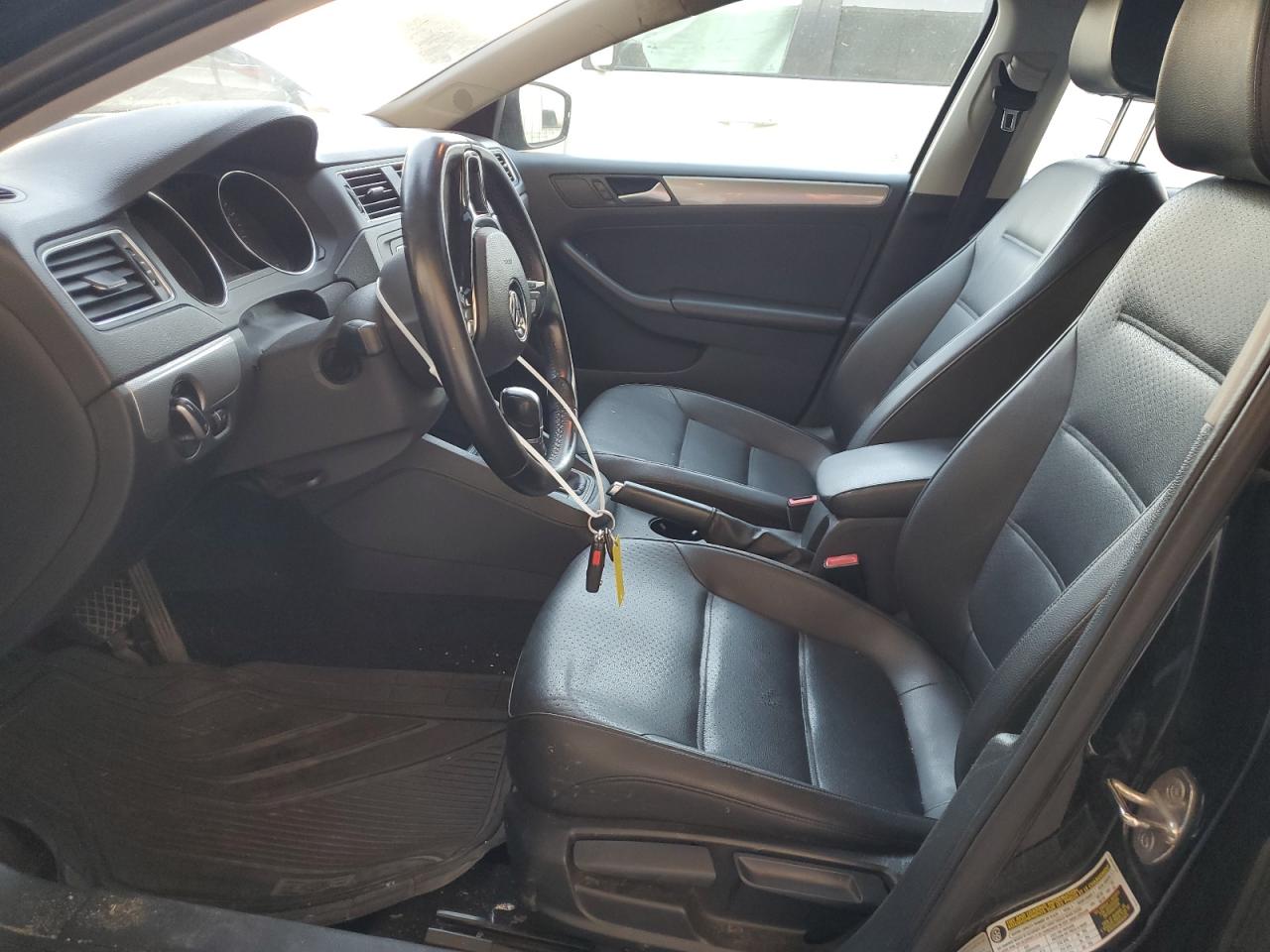 2015 Volkswagen Jetta - Image 7