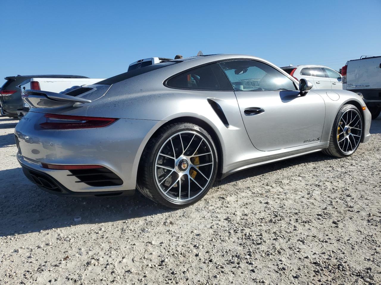 2019 Porsche 911 - Image 3