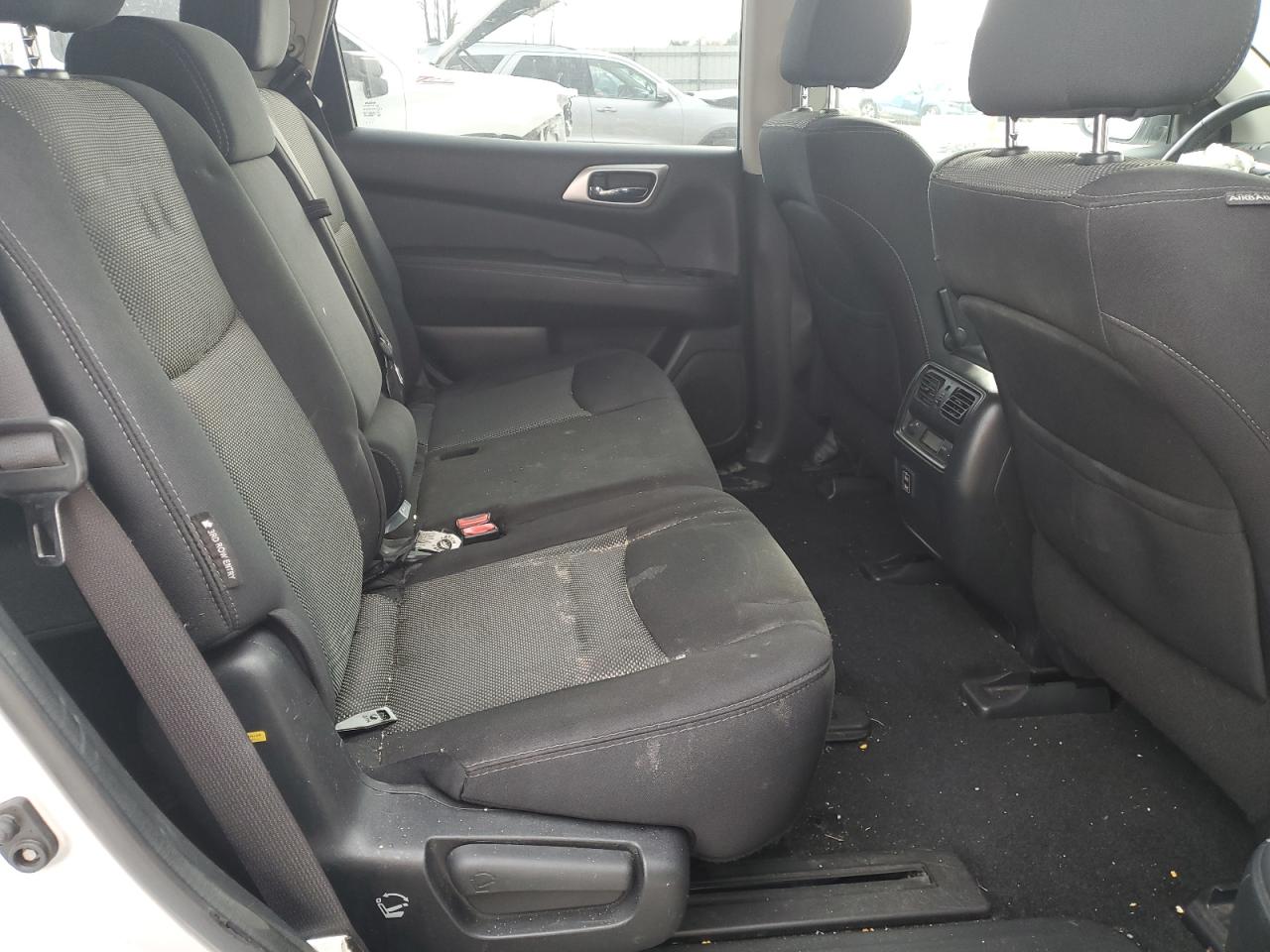2018 Nissan Pathfinder - Image 10