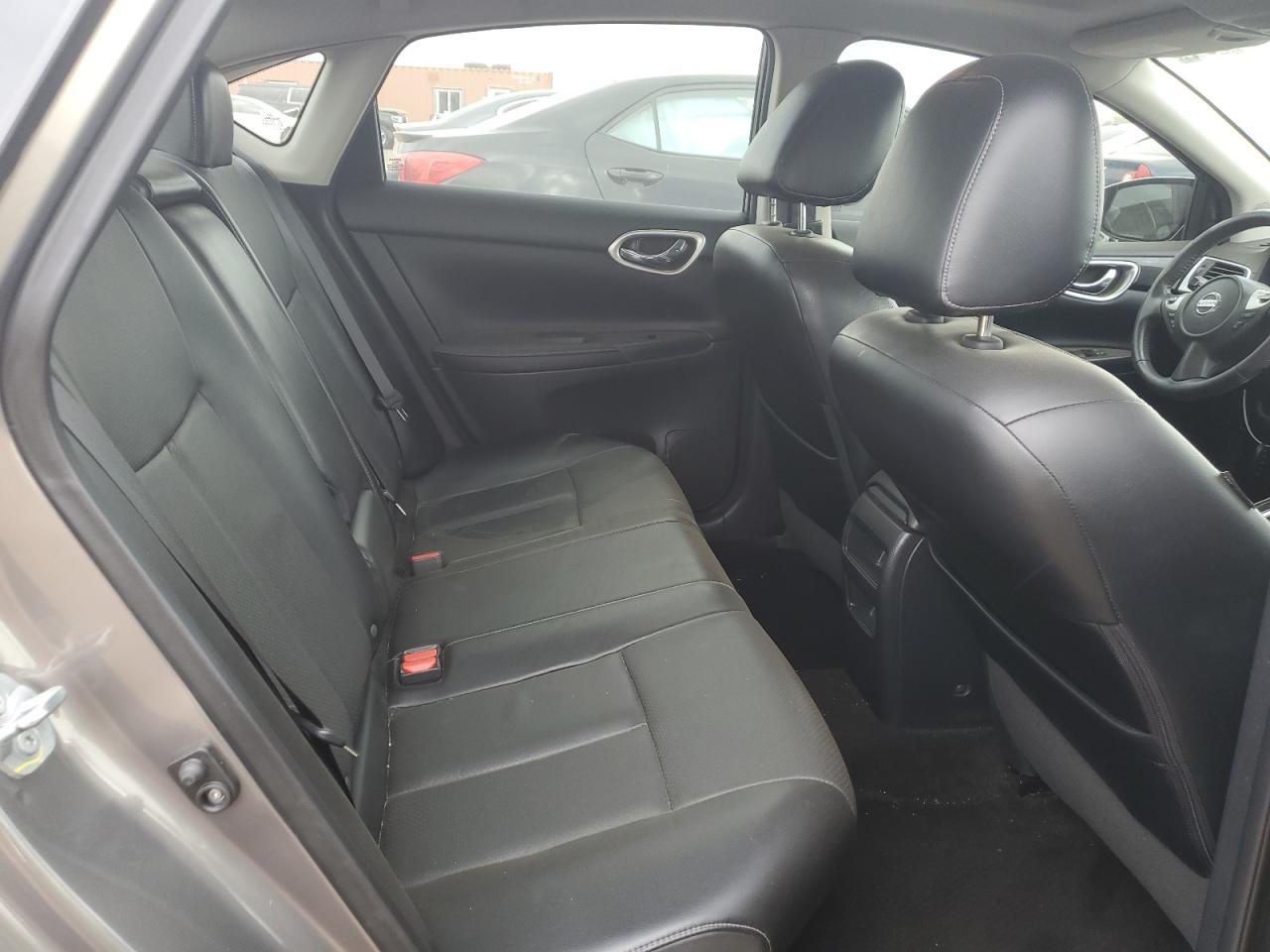 2016 Nissan Sentra - Image 10