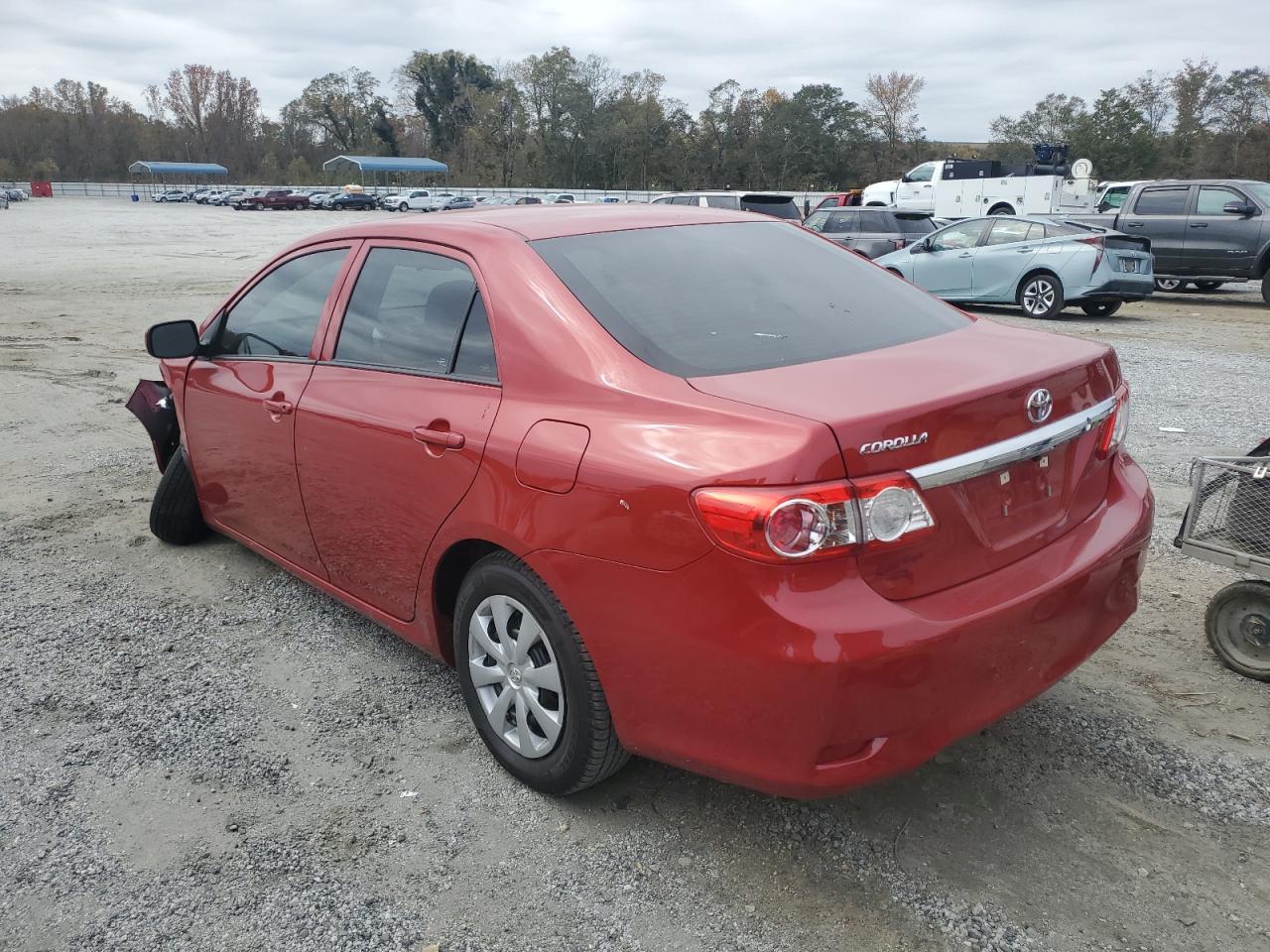 VIN 5YFBU4EE7DP199746 2013 TOYOTA COROLLA no.2