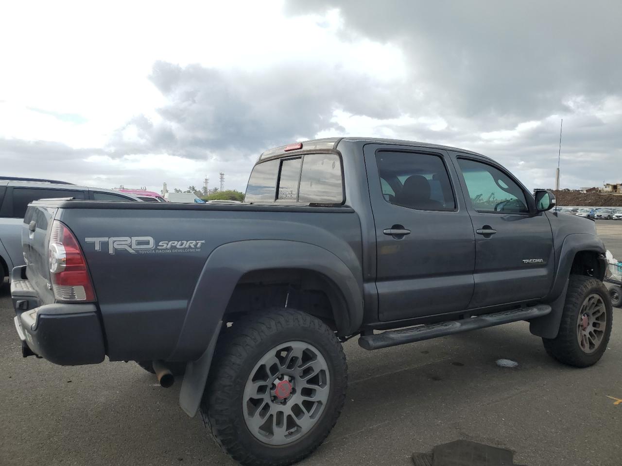 2014 Toyota Tacoma - Image 3