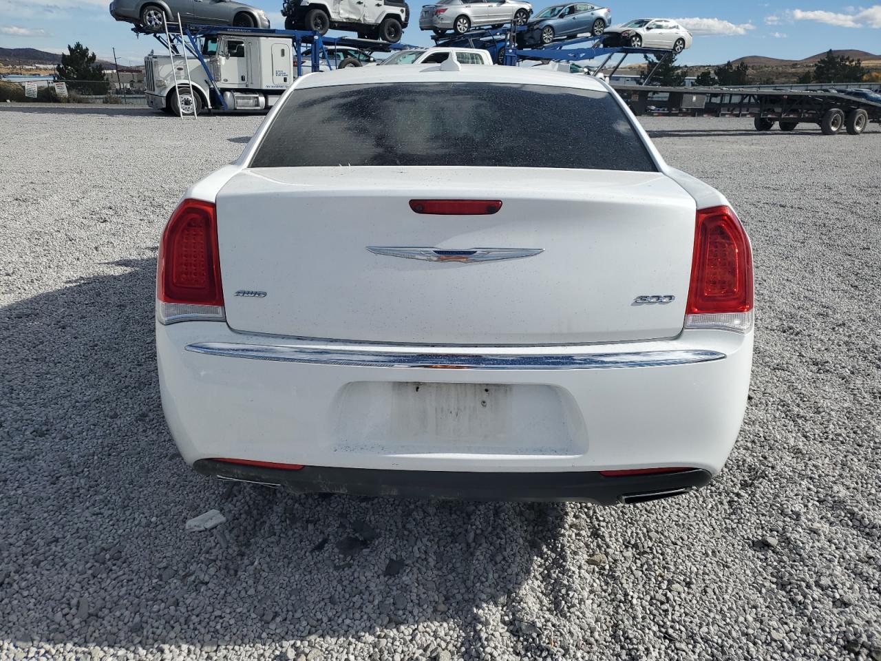 2018 Chrysler 300 Limited VIN: 2C3CCAKG4JH268264 Lot: 78360074