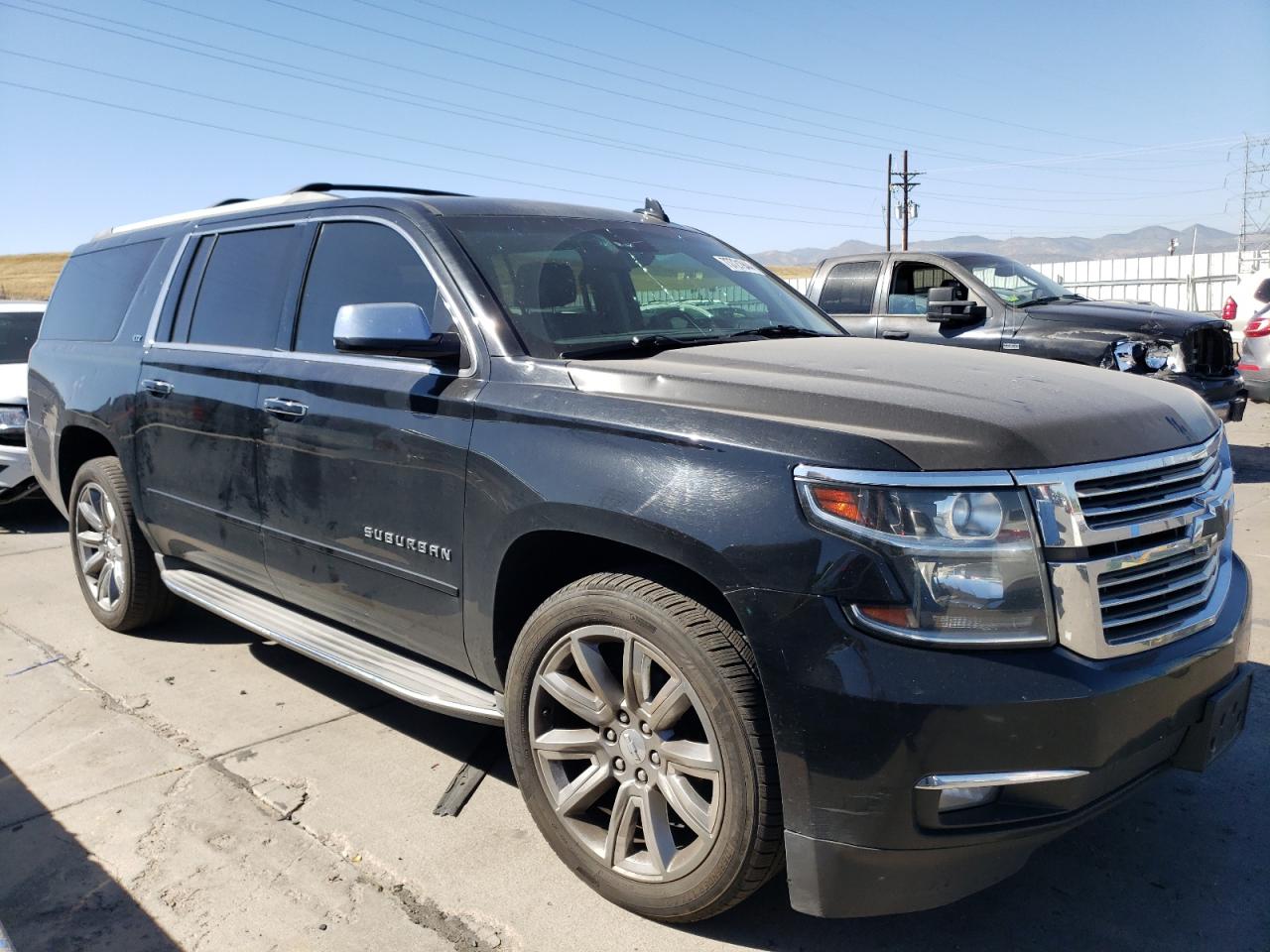 VIN 1GNSKKKC5FR500768 2015 CHEVROLET SUBURBAN no.4