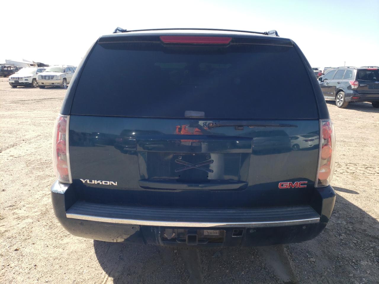 1GKFK638X7J270371 2007 GMC Yukon Denali