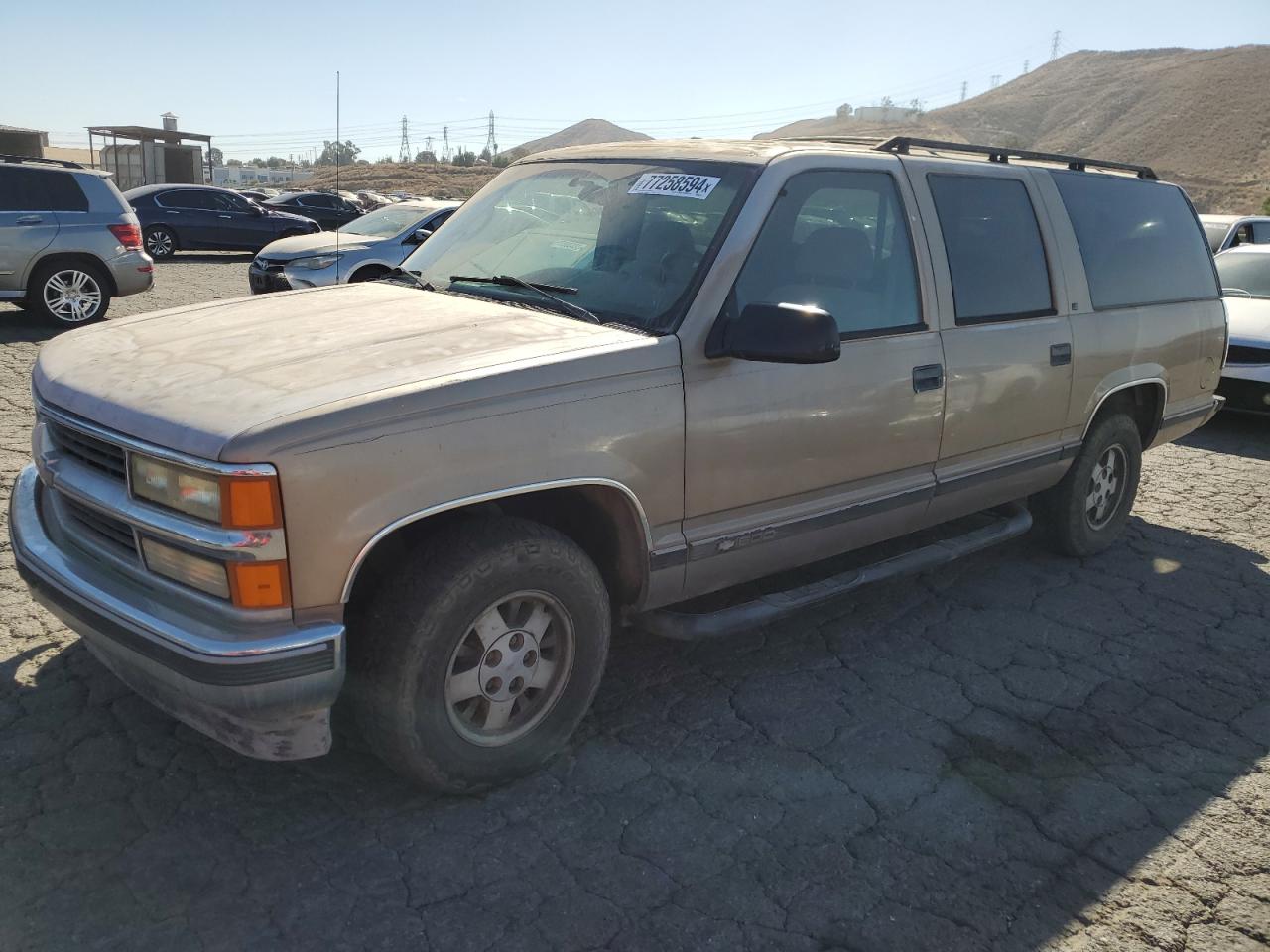 1995 Chevrolet Suburban - Image 1
