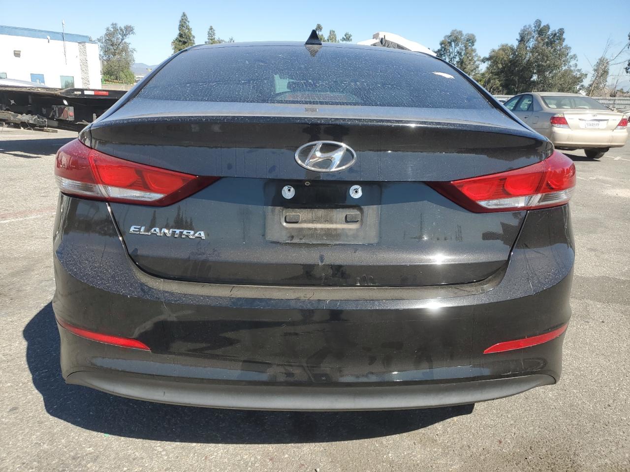 2017 Hyundai Elantra Se VIN: 5NPD84LF1HH124374 Lot: 77482064