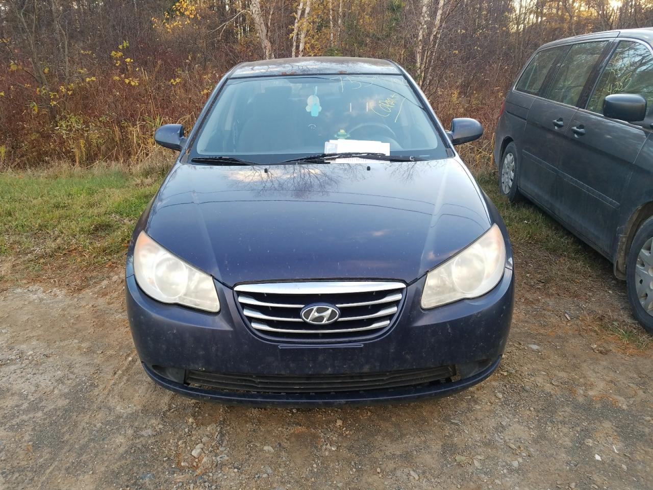 2010 Hyundai Elantra - Image 5