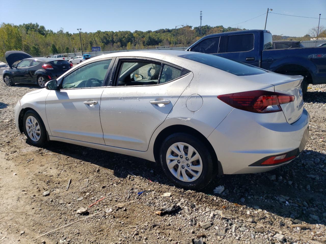 2019 Hyundai Elantra - Image 2