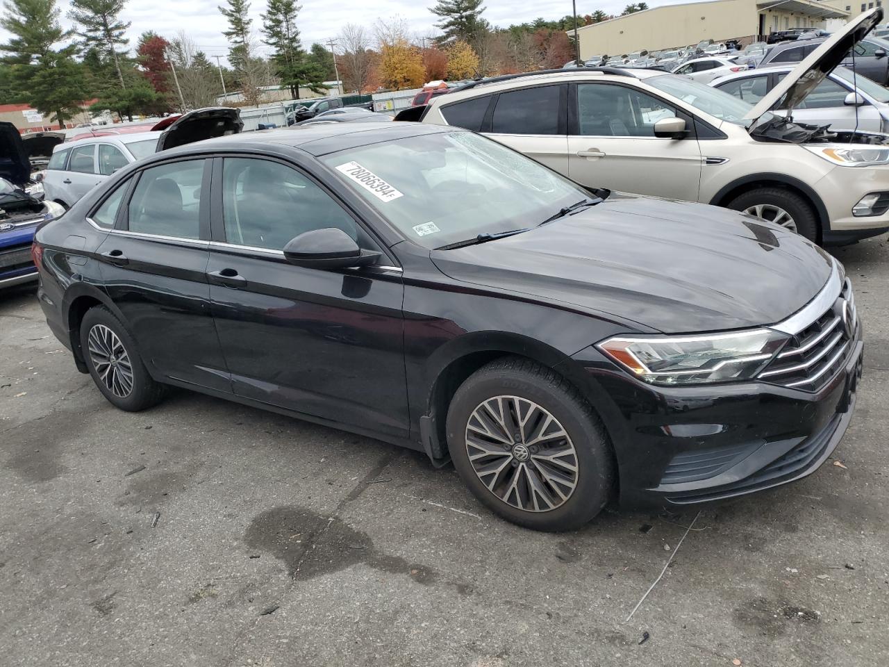 2019 Volkswagen Jetta - Image 4
