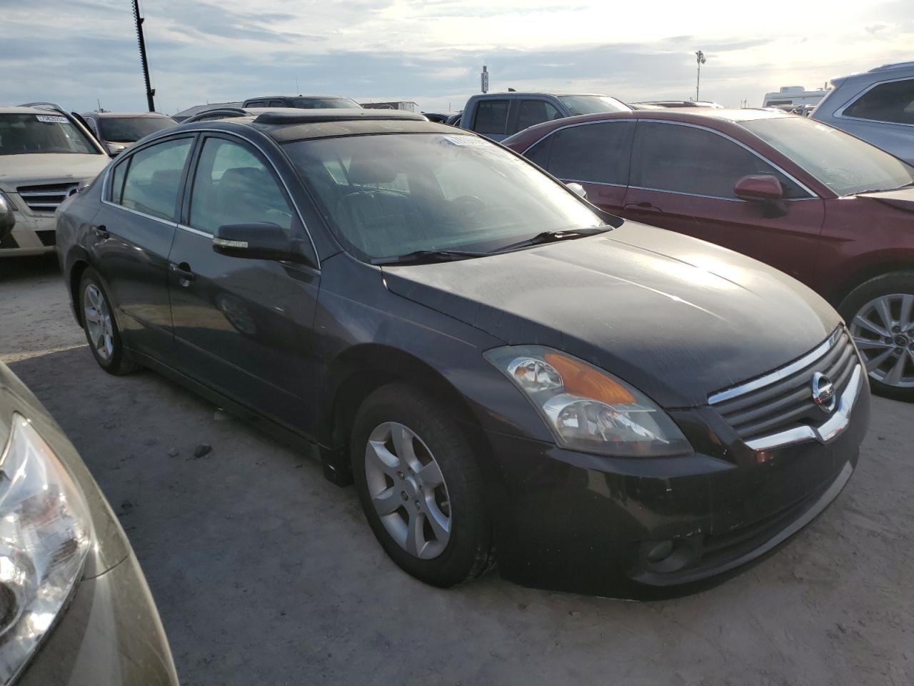 2008 Nissan Altima - Image 4