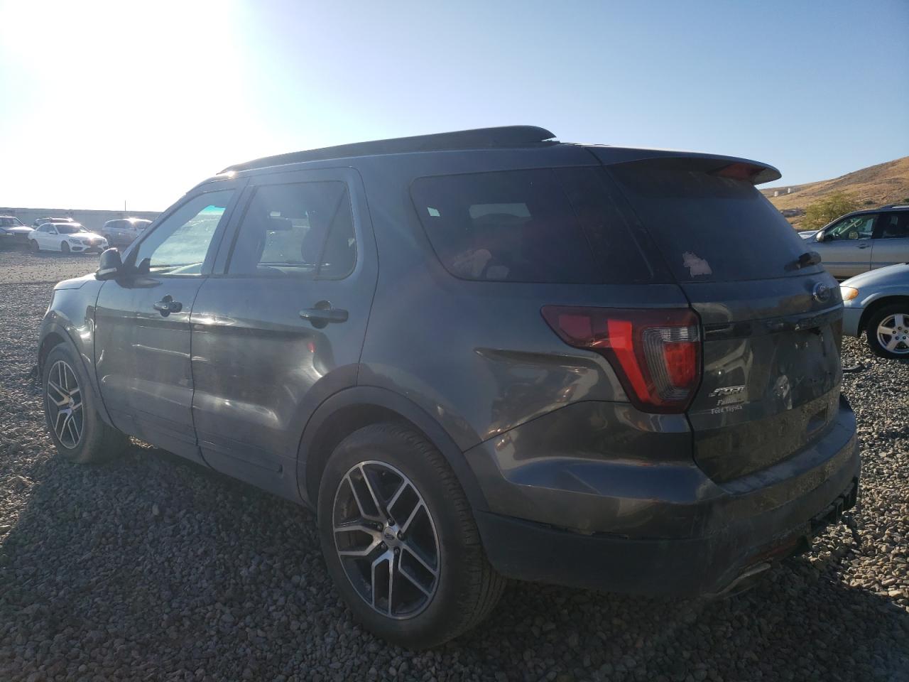 2017 Ford Explorer - Image 2