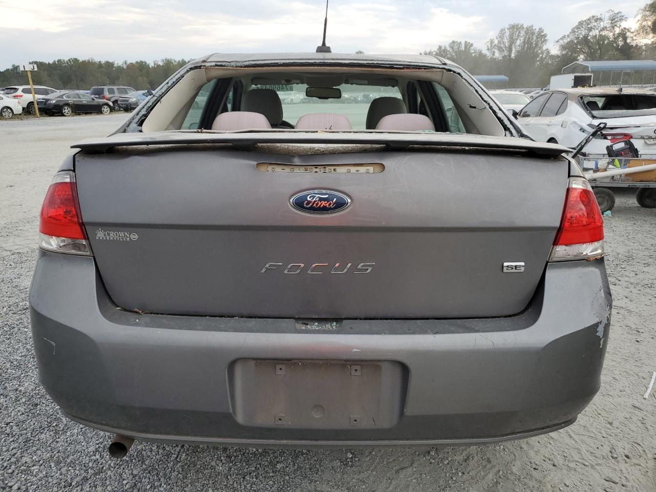 2010 Ford Focus - Image 6