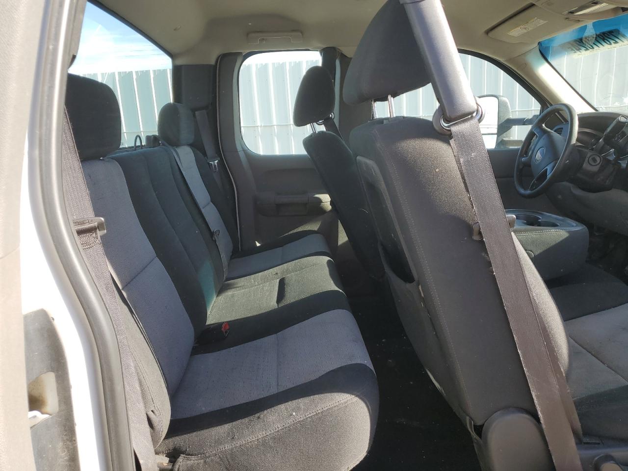 2007 GMC Sierra - Image 10