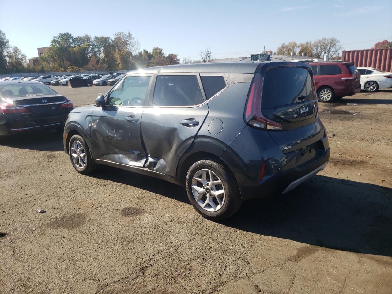 2023 Kia Soul - Image 2