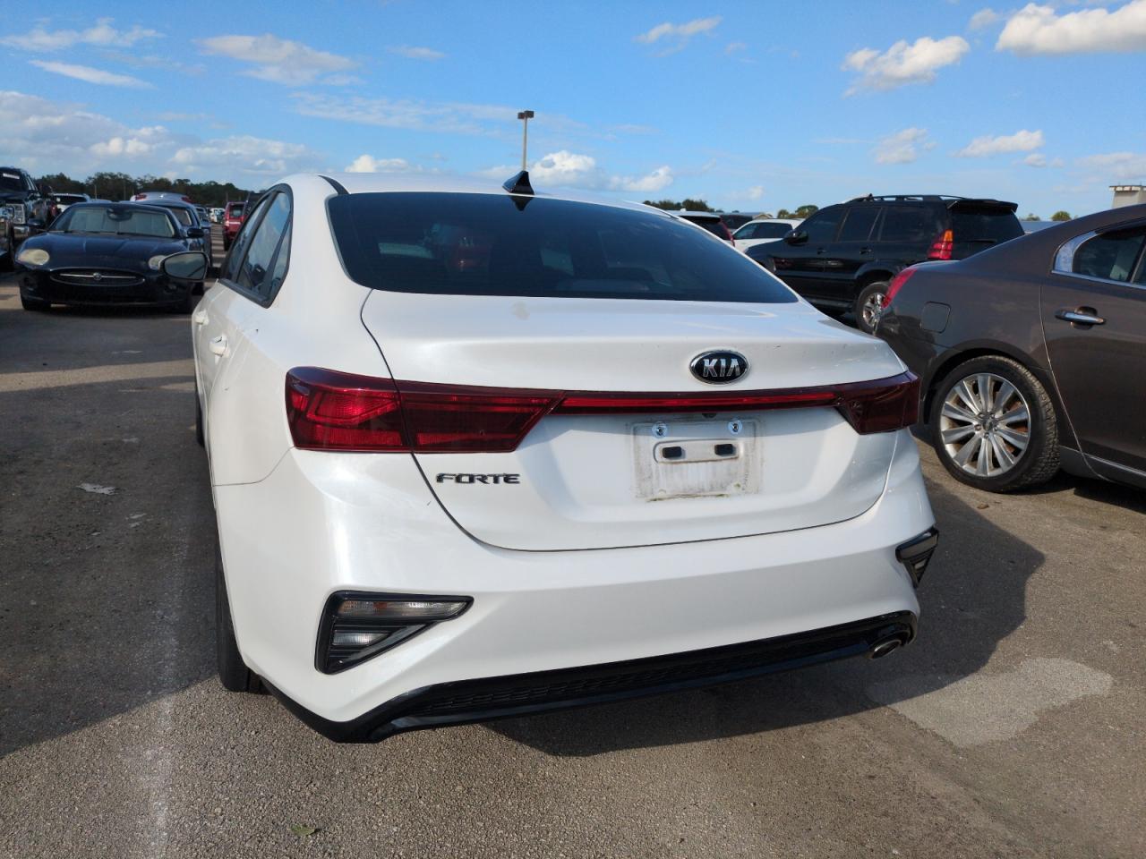 2021 Kia Forte Fe VIN: 3KPF24AD8ME380196 Lot: 76134004