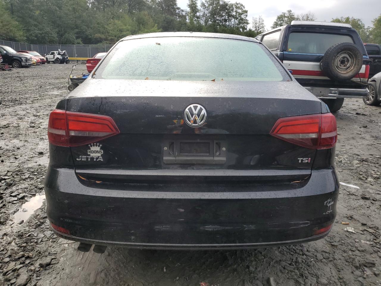 3VWDB7AJ4JM256407 2018 Volkswagen Jetta Se