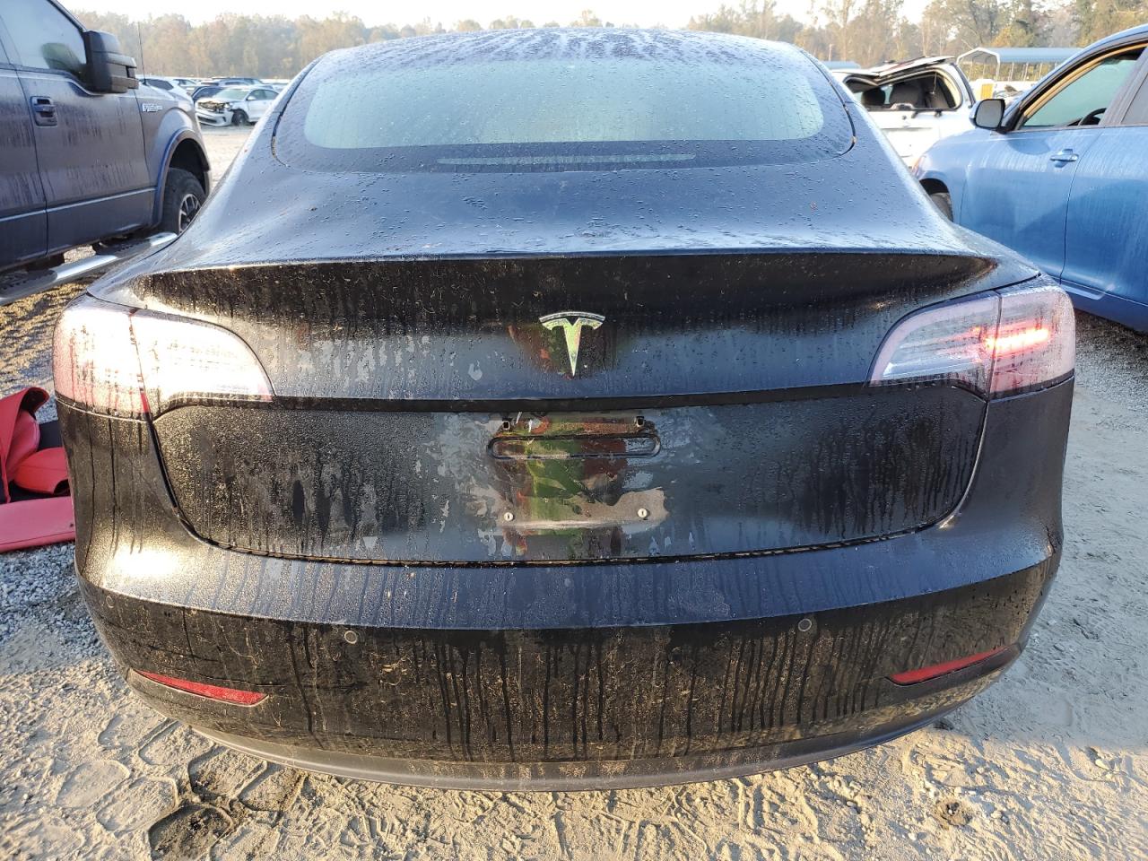 5YJ3E1EA6JF156567 2018 Tesla Model 3