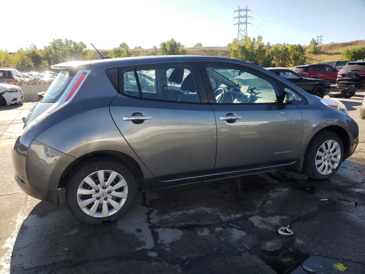 1N4AZ0CP7FC322988 2015 Nissan Leaf S