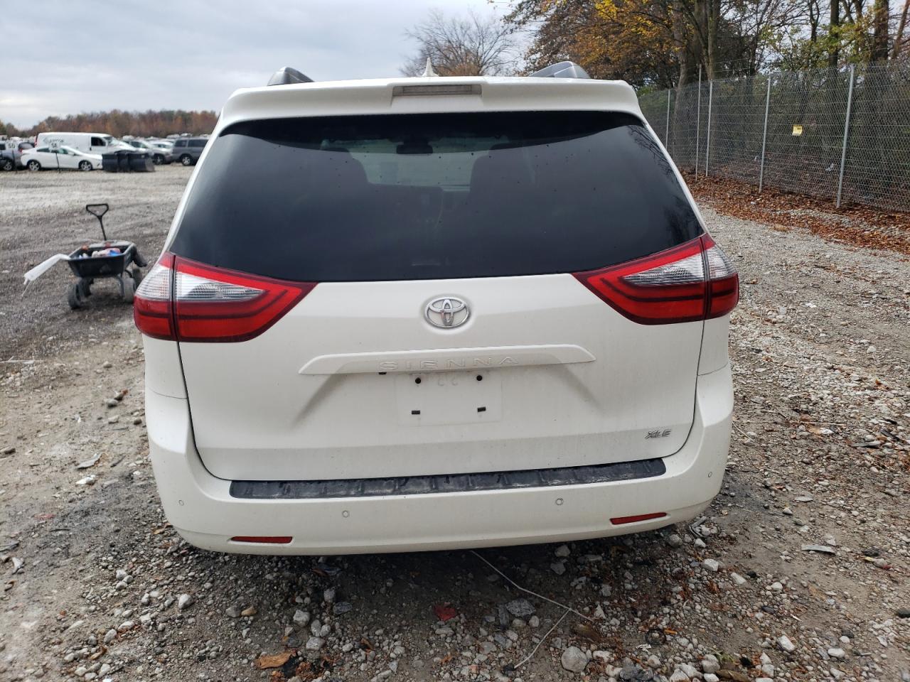 2020 Toyota Sienna Xle VIN: 5TDYZ3DCXLS084098 Lot: 78683394