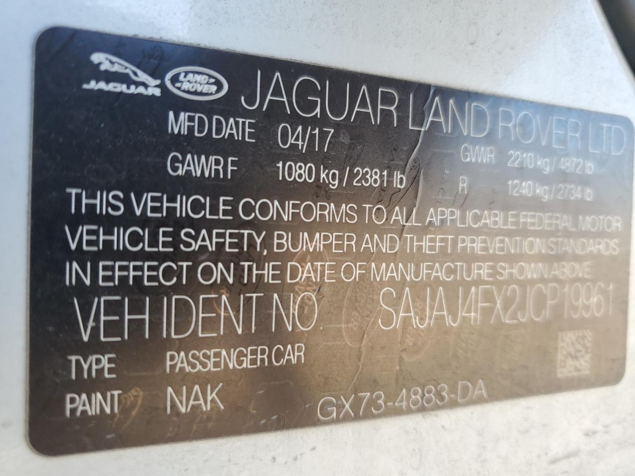 VIN SAJAJ4FX2JCP19961 2018 JAGUAR XE no.13