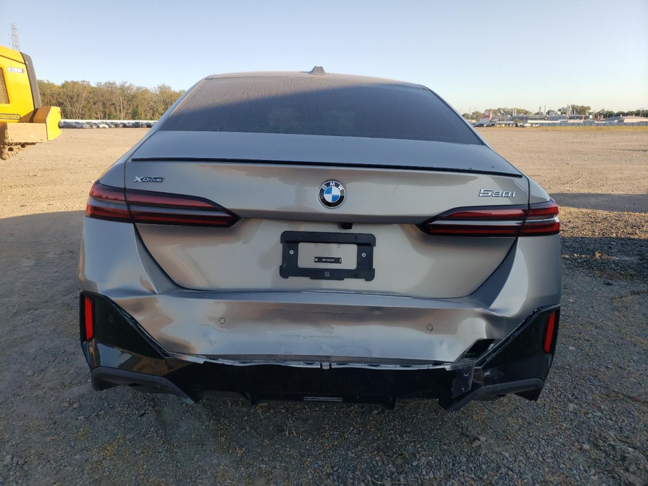 2024 BMW 530 Xi VIN: WBA53FJ02RCR14127 Lot: 75939164