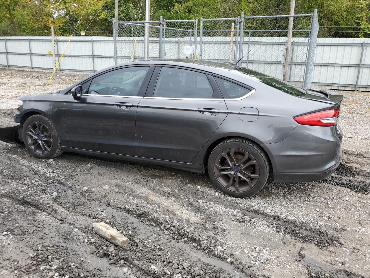 3FA6P0HD4JR174576 2018 FORD FUSION - Image 2