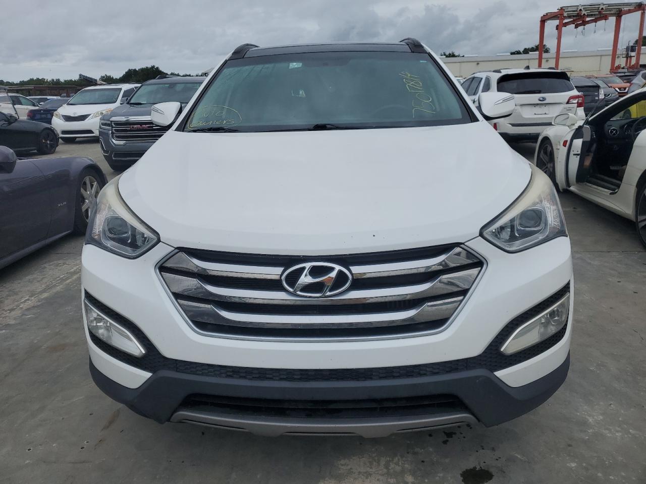 2015 Hyundai Santa Fe - Image 5