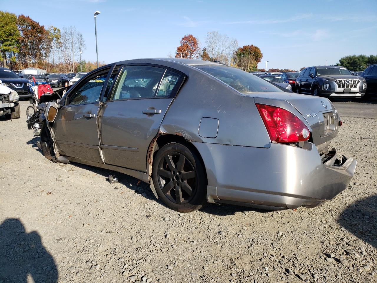 2005 Nissan Maxima - Image 2