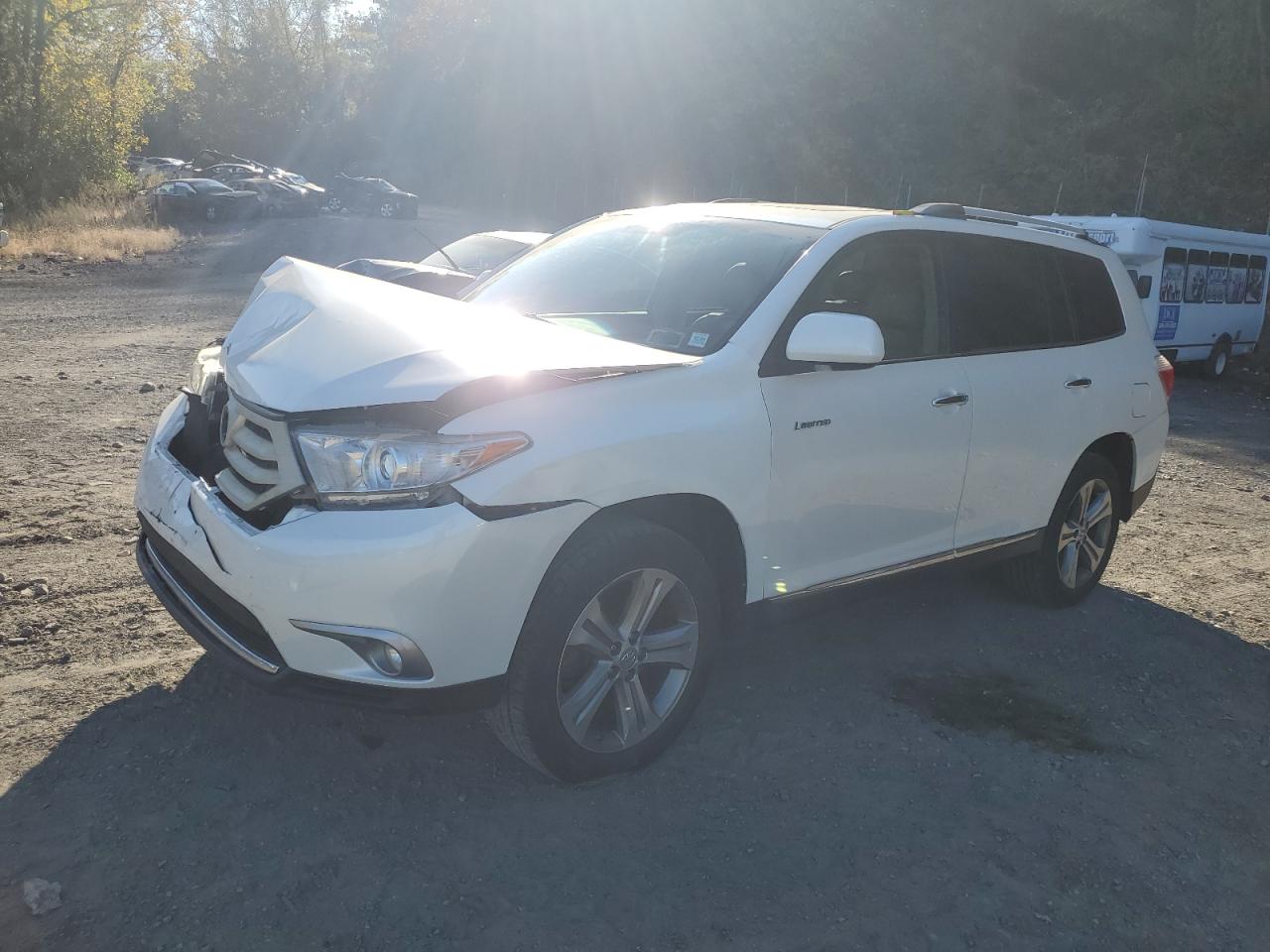 2013 Toyota Highlander - Image 1