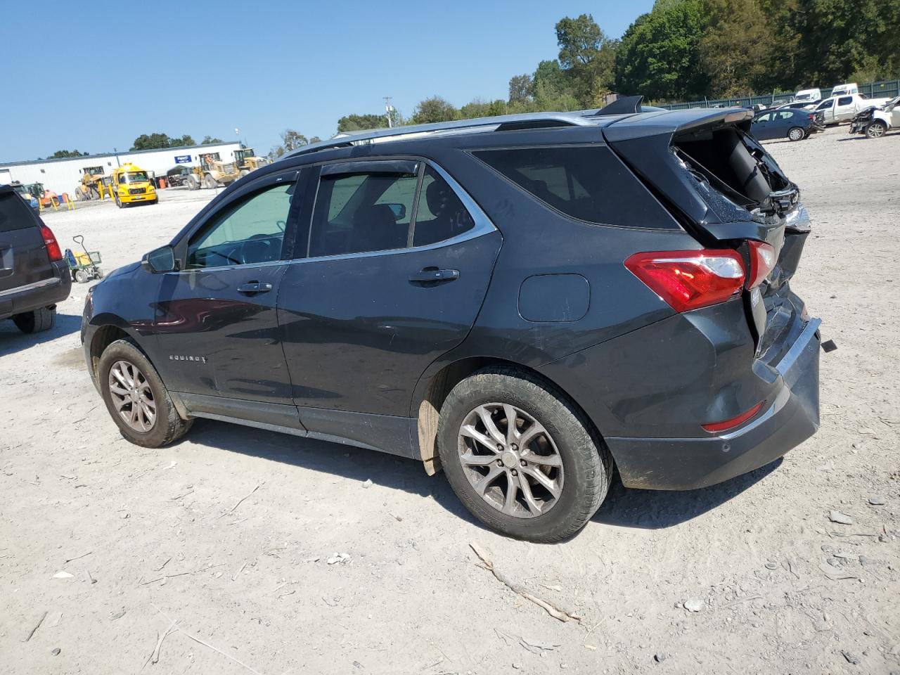 2019 Chevrolet Equinox - Image 2