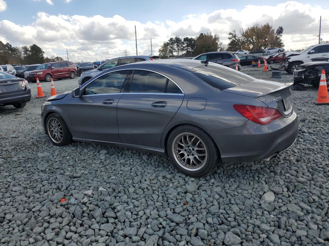 2014 Mercedes-Benz CLA-klasse - Image 2