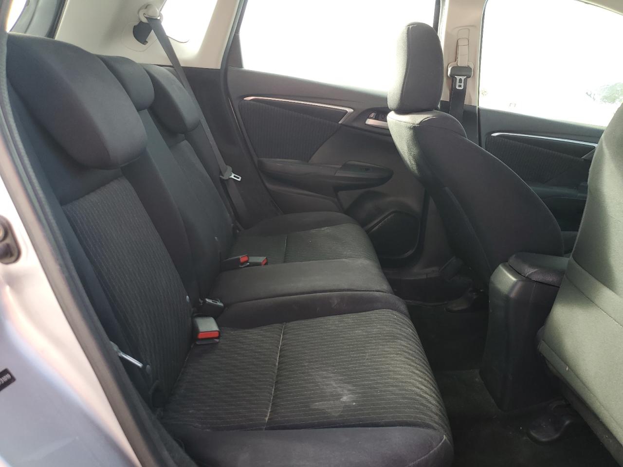 2018 Honda Fit - Image 10