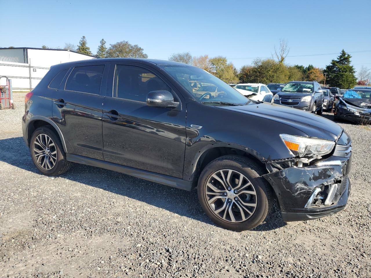 2019 Mitsubishi Outlander - Image 4