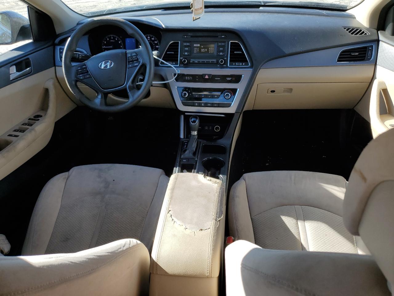 2017 Hyundai Sonata - Image 8