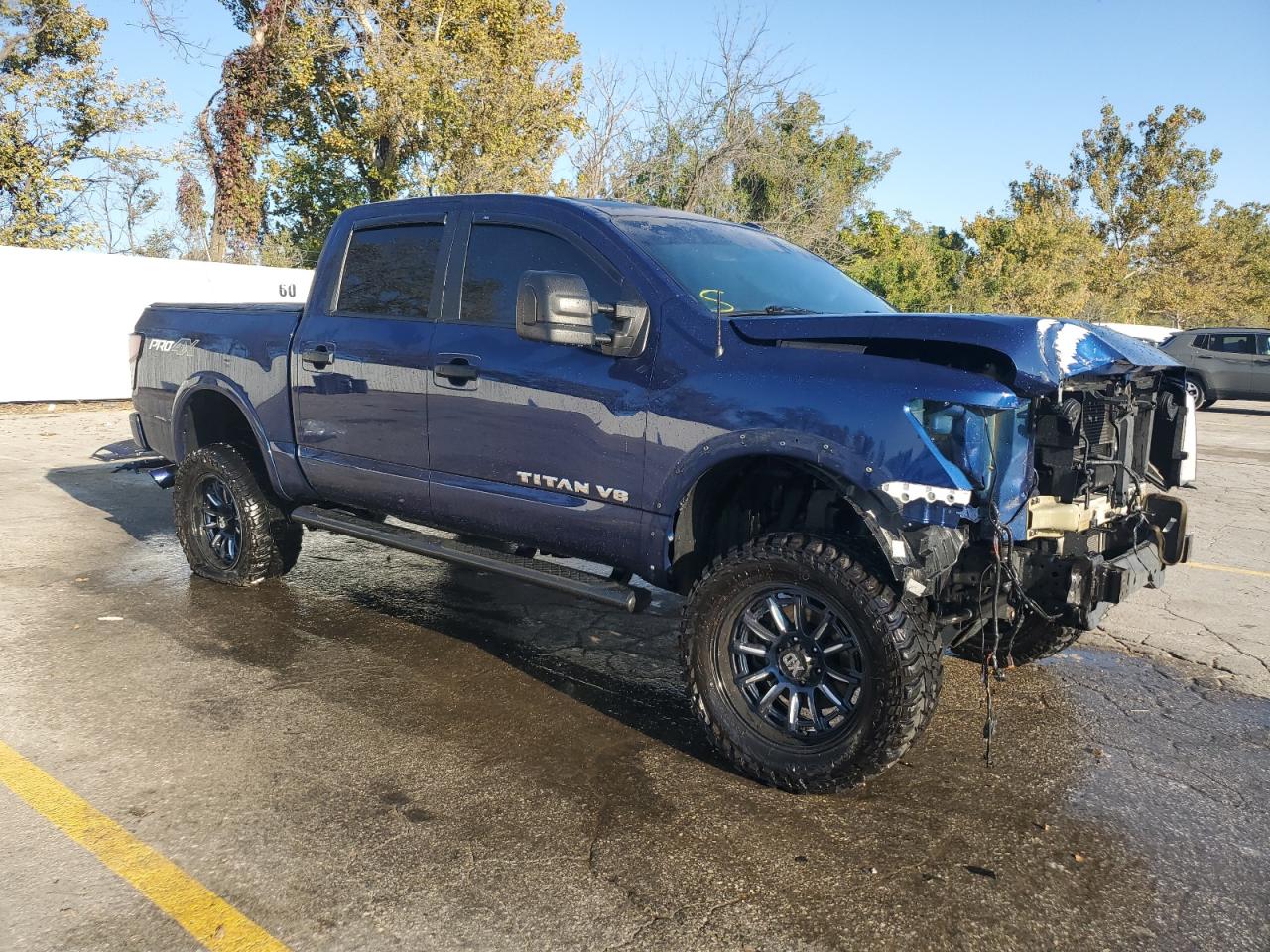 2019 Nissan Titan - Image 4